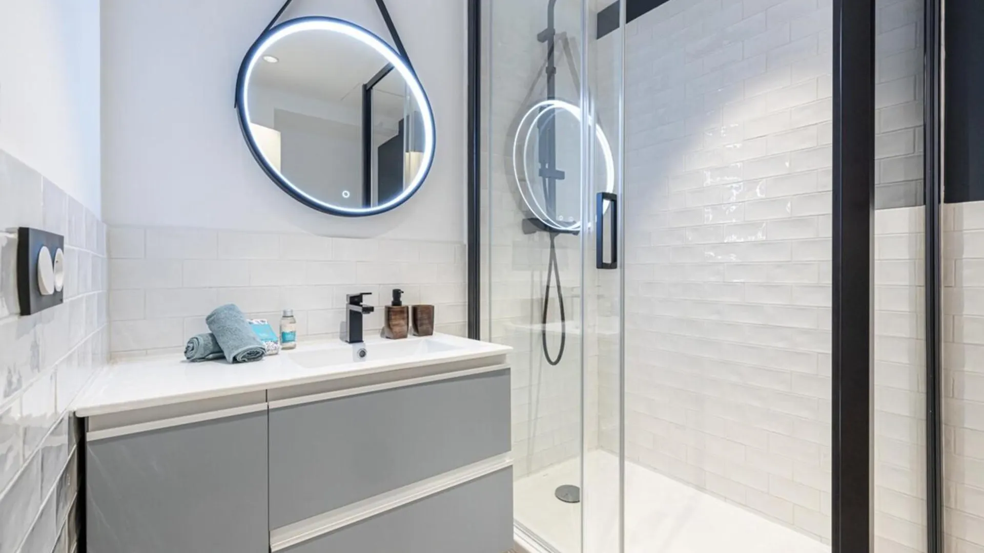 Guidoni - Superb City Center Suite Apartment Nice 0*,